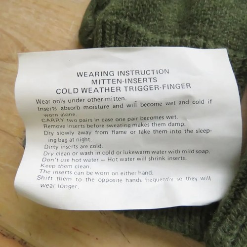 1 Pair Wool Military Trigger Finger Mitten LINERS AMBIDEXTROUS Unissued MEDIUM - Picture 7 of 9