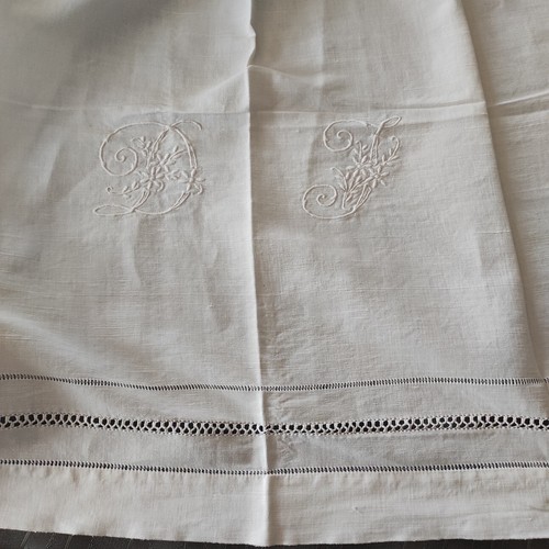 ancien drap coton monogramme brodé triple jour echelle 270cm x 190cm N°3 - Imagen 10 de 19