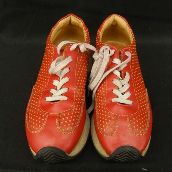 dooney and bourke sneakers