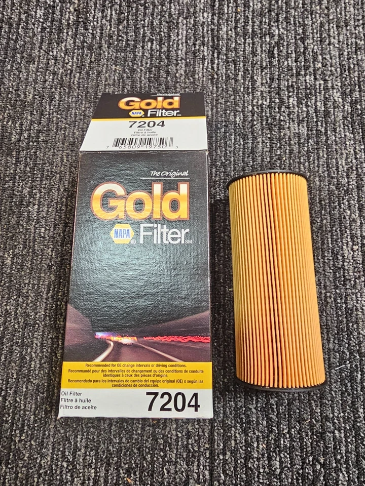 Filtro de aceite de celulosa mejorado Napa Gold 7204 (CANTIDAD 12) para Audi A7 2012-2015 Foto 2 de 4