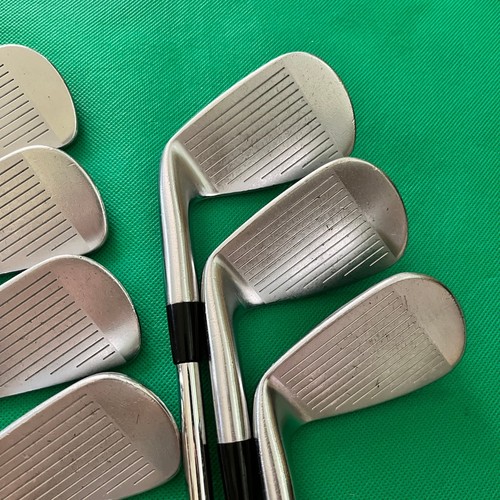 Titleist MB 712 Iron Set 7pcs 4-Pw Flex Stiff Dynamic Gold S200 RH - Picture 6 of 12