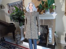 Carolina Herrera Beige/Gold Metallic Tweed Open Front Front Dress Coat Size 4