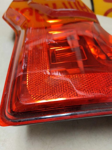 17 18 2019 Ford F350 SD KC3B13B505BC LUZ TRASERA IZQUIERDA IZQUIERDA INCANDESCENTE CON PUNTO CIEGO - Imagen 12 de 14