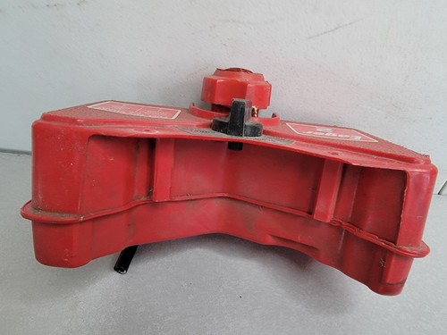 Craftsman Eager 2 rasaerba 2 cicli 3,25 HP serbatoio carburante plastica rossa buona parte OEM - Foto 10 di 20