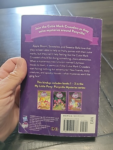 My Little Pony: Ponyville Mysteries: the Cutie Mark Chronicles Volume 1 by... - Bild 2 von 4