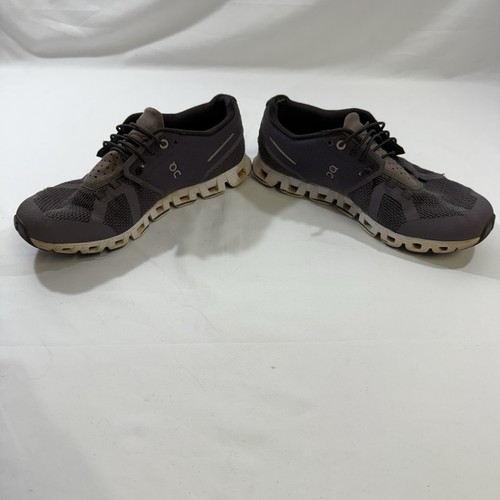 On Cloud 5 Black White Women’s Size 8 W - Picture 3 of 10