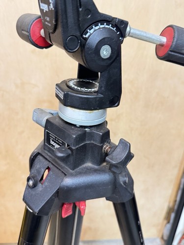 Manfrotto 3251 Treppiede Professionale Regolabile Buone Condizioni Con Testa Arco 3047 - Foto 8 di 12