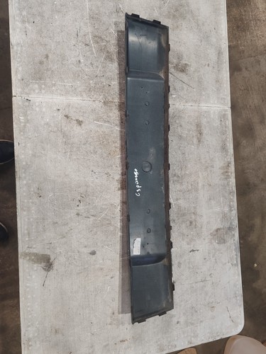 CITROEN C3 PICASSO 2015 FRONT BUMPER CENTRE COVER GREY KTPD 9802195877 - Picture 2 of 5