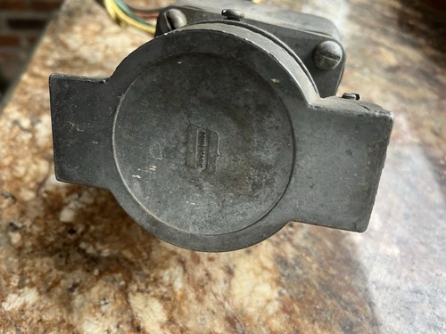 Crouse-Hinds AR 342 Receptacle & ARE 23 Condulet - Picture 6 of 7