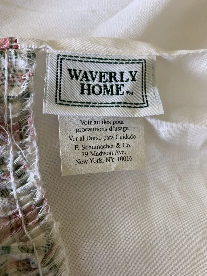 Falda cama de matrimonio Waverly roja blanca y verde a cuadros reunida Foto 2 de 4