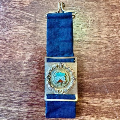 Vintage Modern Woodmen Of America Fraternal Benefit Society Medallion