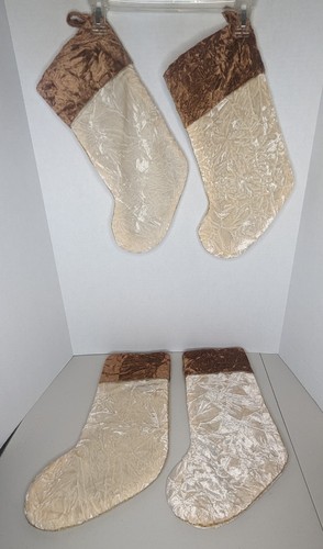 Beautiful Velvet Beaded Holly 54" Christmas Tree Skirt/4 Matching 17" Stockings - Picture 14 of 14