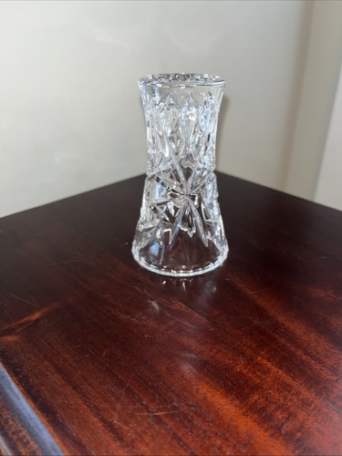 Lenox Cut Crystal 4” Star Bud Vase.  Gorgeous! - Picture 8 of 14