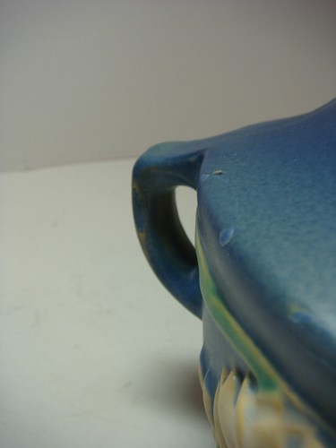 Roseville Jardiniere Vase, Blue Freesia, 463-5, 8.5” L - Picture 7 of 8