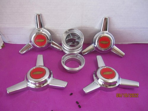 4 AMERICAN RACING 200'S 3 BAR SPINNERS CAPS T70 DAISY WHEELS  2 1/2 WGREDBO - Picture 1 of 2