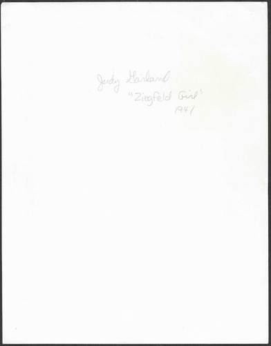 JUDY GARLAND VINTAGE ORIGINAL PHOTO ACTRESS 1941 ✨ STUNNING STYLISH SEXY POSE - Picture 2 of 2