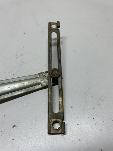 Actuador elevador puerta pasajero trasero Toyota Corolla Wagon TE28 te 28 1977 77 - Imagen 8 de 11