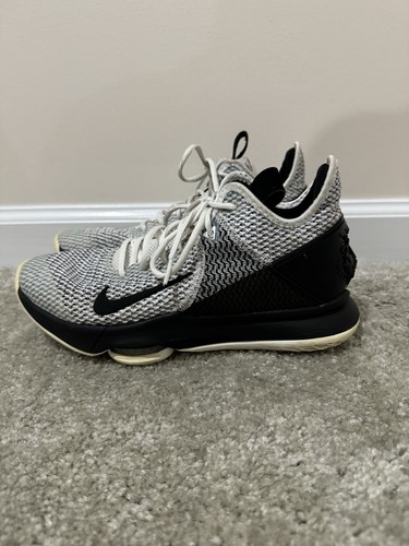 Size 8 - Nike LeBron Witness 4 White Black bv7427 101 used no box - Picture 2 of 10