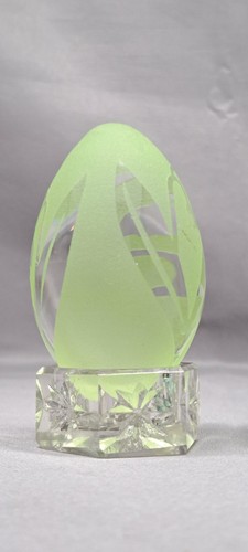 2 Vtg Green Frosted Clear lily of valley Glass Egg Shape Figurine w/ stand - Picture 4 of 9