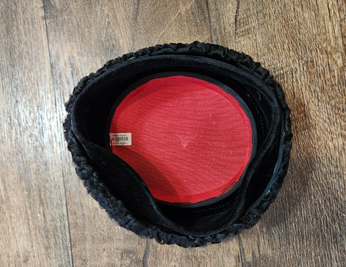 Vintage Black Curly Lambswool and Velvet Pill Box Hat Union Made Women's Sz 7" - Picture 8 of 12