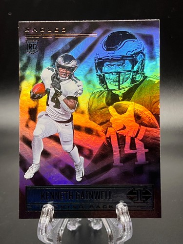 2021 Illusions Football Rookies, Emerald & Zaffiro Parallels Completa il tuo set - Foto 87 di 89