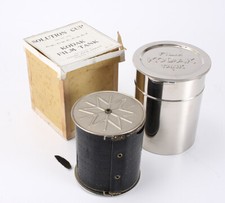 KODAK DEVELOPING TANK, WITH REEL AND APRON, IN BOX READ /cks/210037