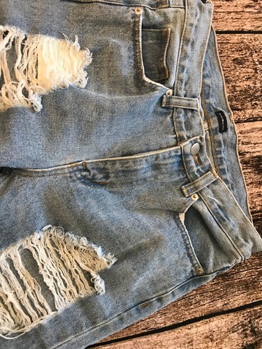 Brandy Melville Destroyed Boyfriend Jeans Light Blue 28X28 - Picture 3 of 6