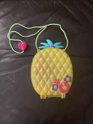 Polly Pocket Polly & Lila Tropicool Pineapple Wearable Purse Compact Playset
