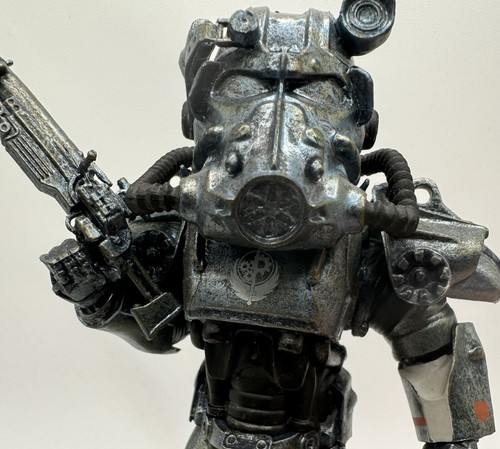 FALLOUT CRATE BROTHERHOOD OF STEEL VINYL FIGURE LOOT CRATE EXCLUSIVE NEW openbox - Picture 2 of 9