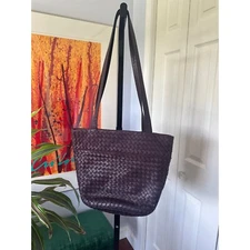 Vintage Bottega Veneta Shoulder Bag – Purple Leather, Riri Zipper, Made in Italy