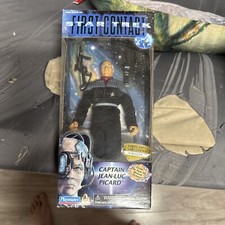 Playmates Toys STAR TREK FIRST CONTACT Captain Jean-Luc Picard #15370