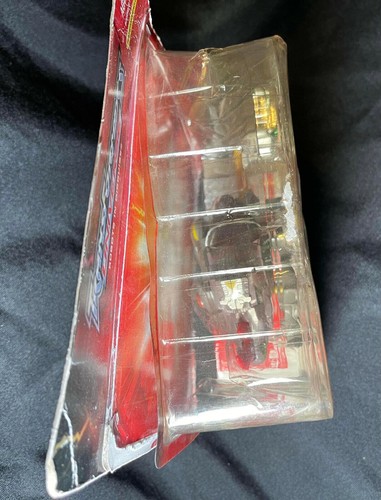 Transformers Universe Robots in Disguise Backstop Figure NIB with damage to box - Picture 3 of 3
