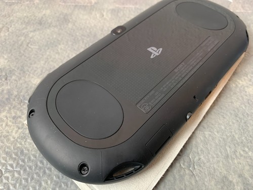 Sony PlayStation PS Vita PCH-2000 ZA11 Schwarz WLAN Modell Exc - Bild 10 von 14