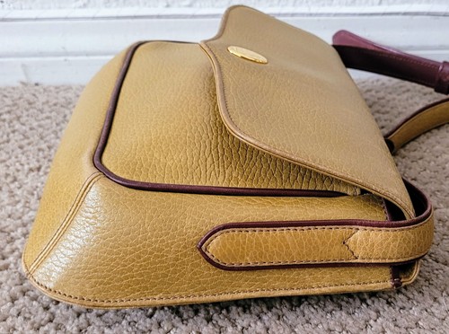 AUTÉNTICO BOLSO BANDOLERA/HOMBRO DE CUERO CARTIER VINTAGE CON SOLAPA BIDIRECCIONAL USADO - Imagen 4 de 15