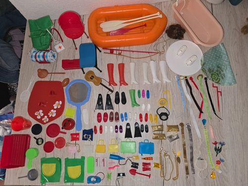 70er Jahre Barbie Puppe (c)1966 Korea + Schrankkoffer, Kleidung, Accessoires etc - Bild 5 von 24