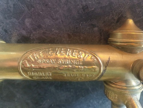 Antique Brass Garden Sprayer "The Everest" Spray Syringe (Empty) Perfect Cond. - Picture 2 of 5