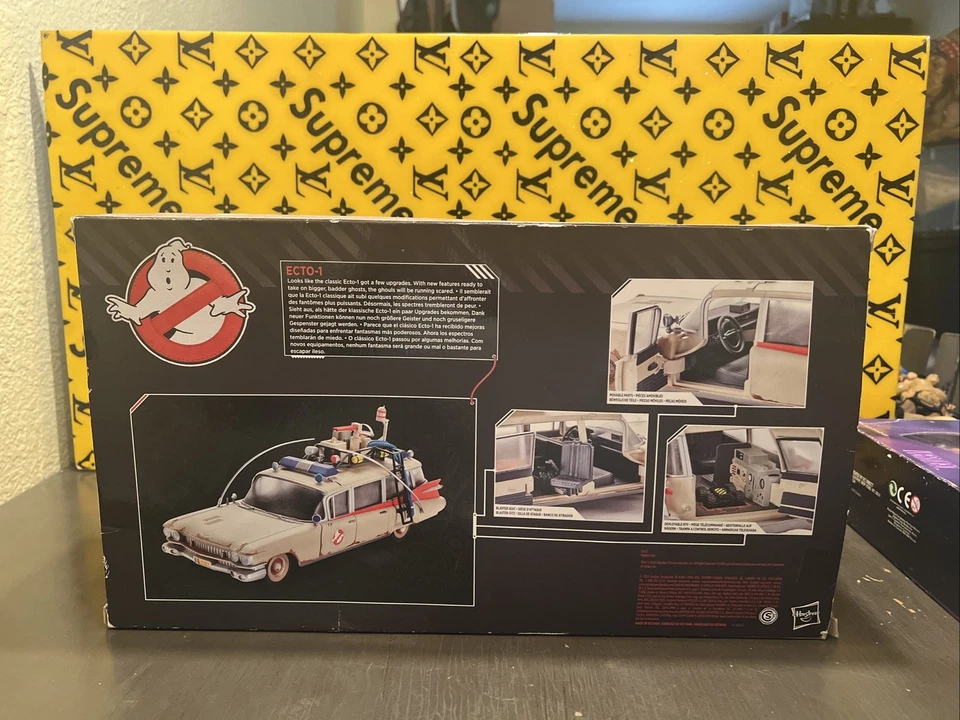 Hasbro Ghostbusters ECTO 1 Vehicle GHB Plasma Series 1:18 Scale Target Exc E9557 - Image 3 of 4