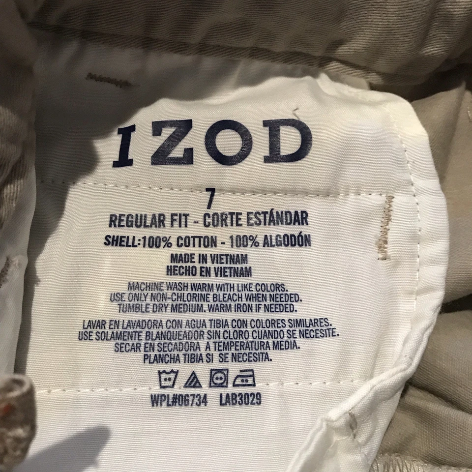 Uniforme IZOD para niños beige tostado caqui/ajuste plano casual Pantalones cortos de cintura talla 7 Foto 3 de 4