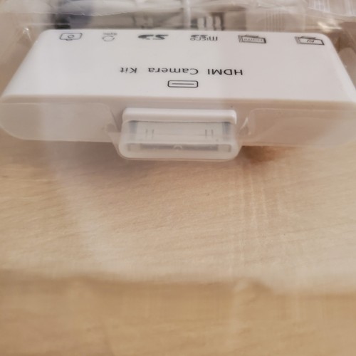 New Never Used HDMI & AV Connection Kit for Apple Ipad 6 in 1 output 720/108P - Picture 9 of 11