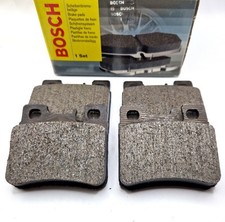 Bosch 0986490260 Scheibenbremsbeläge passt für Mercedes Benz Bremsklötze Bremsb