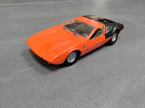 Politoys No. 576 - De Tomaso Mangusta Ghia 5000 1:25 scale car. Spares or Repair - Picture 13 of 24
