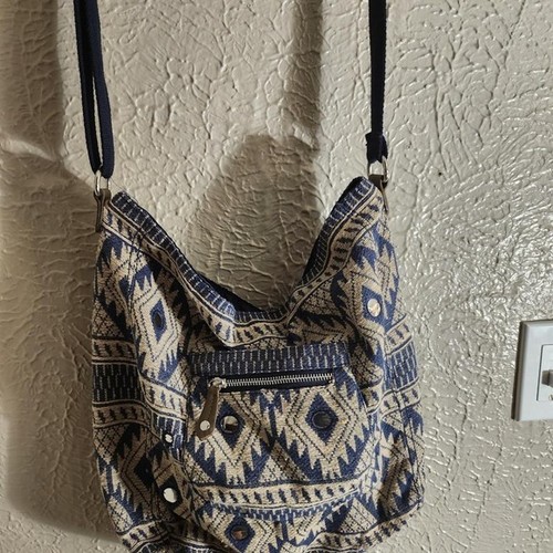 american eagle shoulder bag