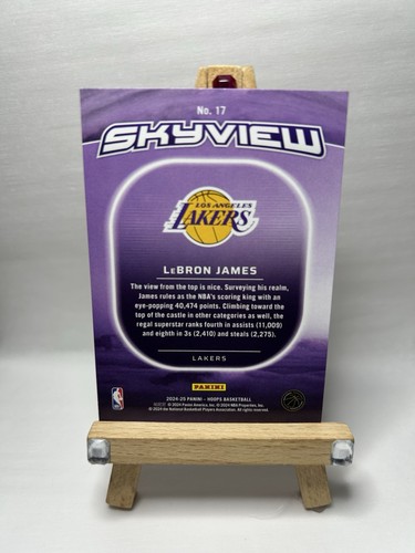 LEBRON JAMES 2024-25 Panini Hoops Skyview HOLO #17 Los Angeles Lakers - Foto 4 di 6