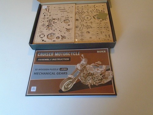 ROKR LK504 Wooden Cruiser Motorcycle Mechanical Gears Model 420 PCS never used - Picture 2 of 6