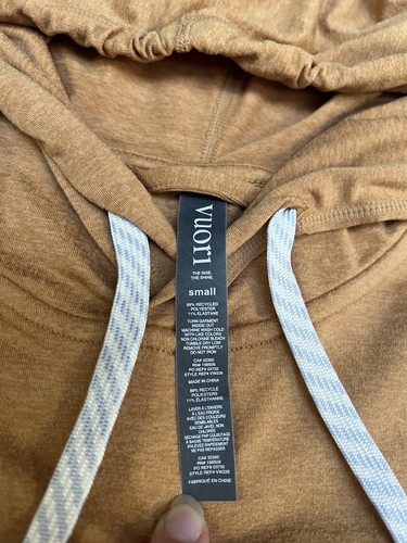 Vuori Halo Essential Cropped Hoodie Womens Size Small Yellow Adult - Picture 3 of 6