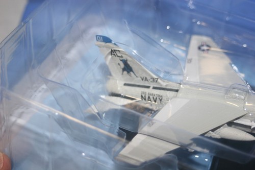 LTV A-7E CORSAIR Ⅱ "Bulls" Air Fighters Collection #37 1/100 HACHETTE - Picture 6 of 9