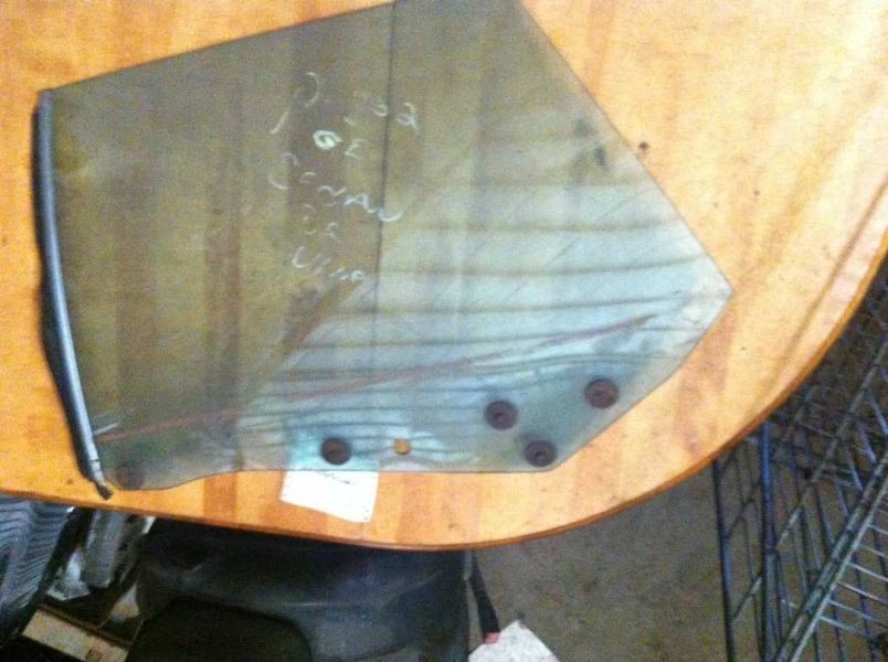 75 76 BUICK УНИВЕРСАЛ ЛЕВЫЙ ВОДИТЕЛЬ ЗАДНЯЯ ДВЕРЬ СТЕКЛО ELECTRA ОГРАНИЧЕННОГО CADILLAC - Изображение 2 из 4