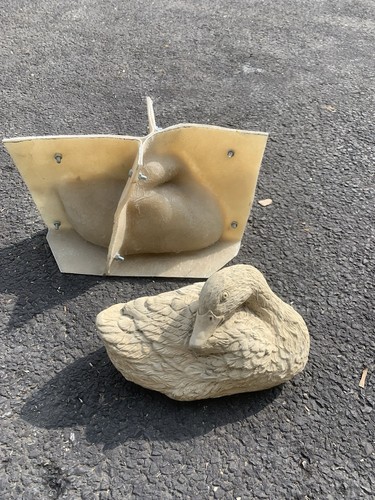Latex And Fibreglass Mould To Make A Sleeping Goose Statue - Picture 1 of 3