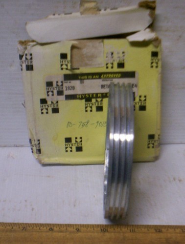 Hyster Halter / Raddichtring - Teile-Nr: 1920 (NOS) - Bild 2 von 10