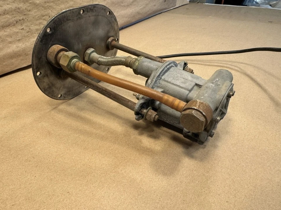 Bomba de combustible sumergible Jaguar XKE E-Type Lucas OEM 78387E 2FP 12V 54713499 8/62 Foto 3 de 4